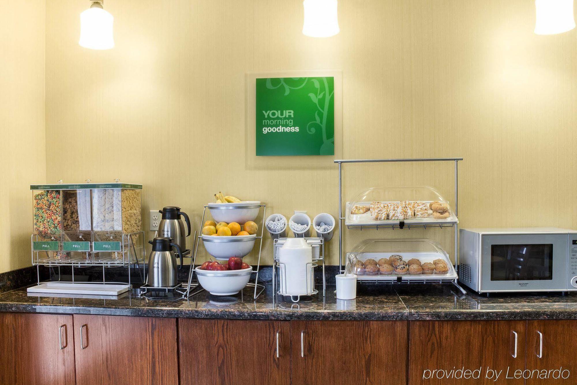 Comfort Suites Conference Center Rapid City Bagian luar foto